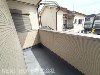 【バルコニー】 | 尼崎市西難波町6丁目中古戸建 | バルコニーは4面ございます♪