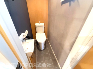 【トイレ】 | 尼崎市西難波町6丁目中古戸建 | トイレは1階・2階に設けられております♪新調されたトイレです！