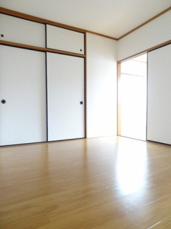 【居間・リビング】 | エルディム小堀Ａ