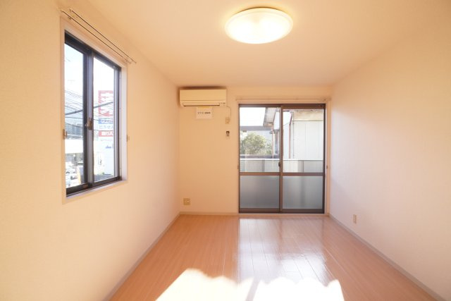 パークサイドSの居間・リビング