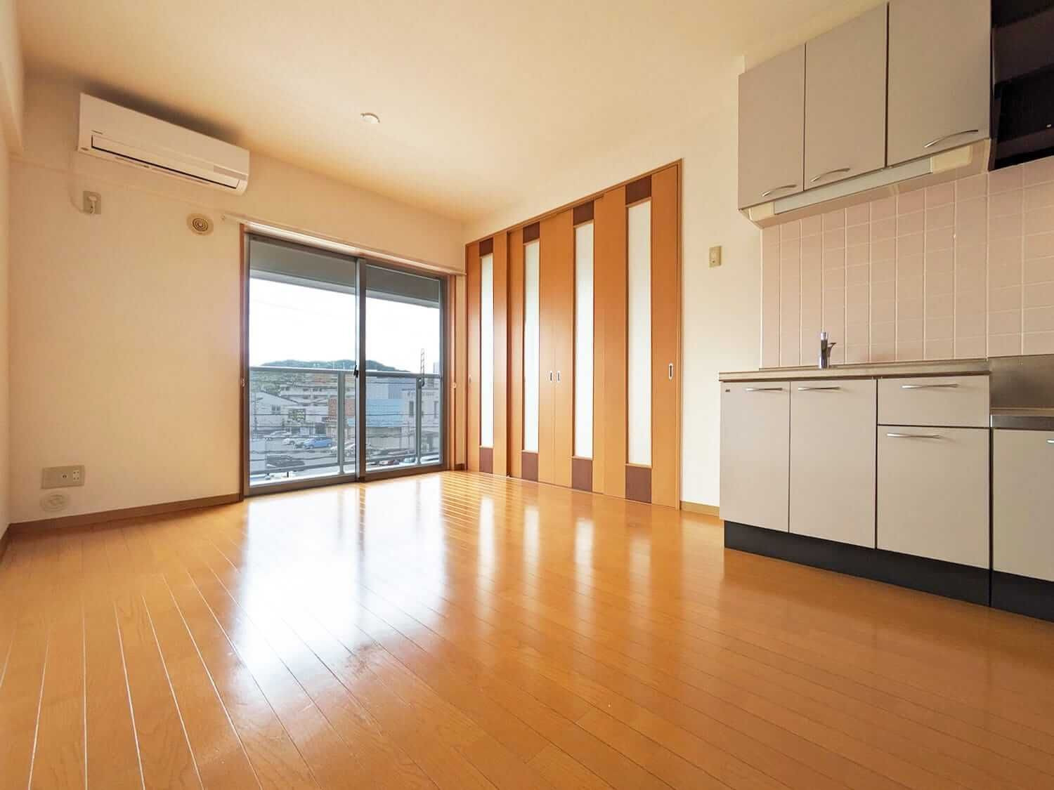 アオノビルⅡの居間・リビング