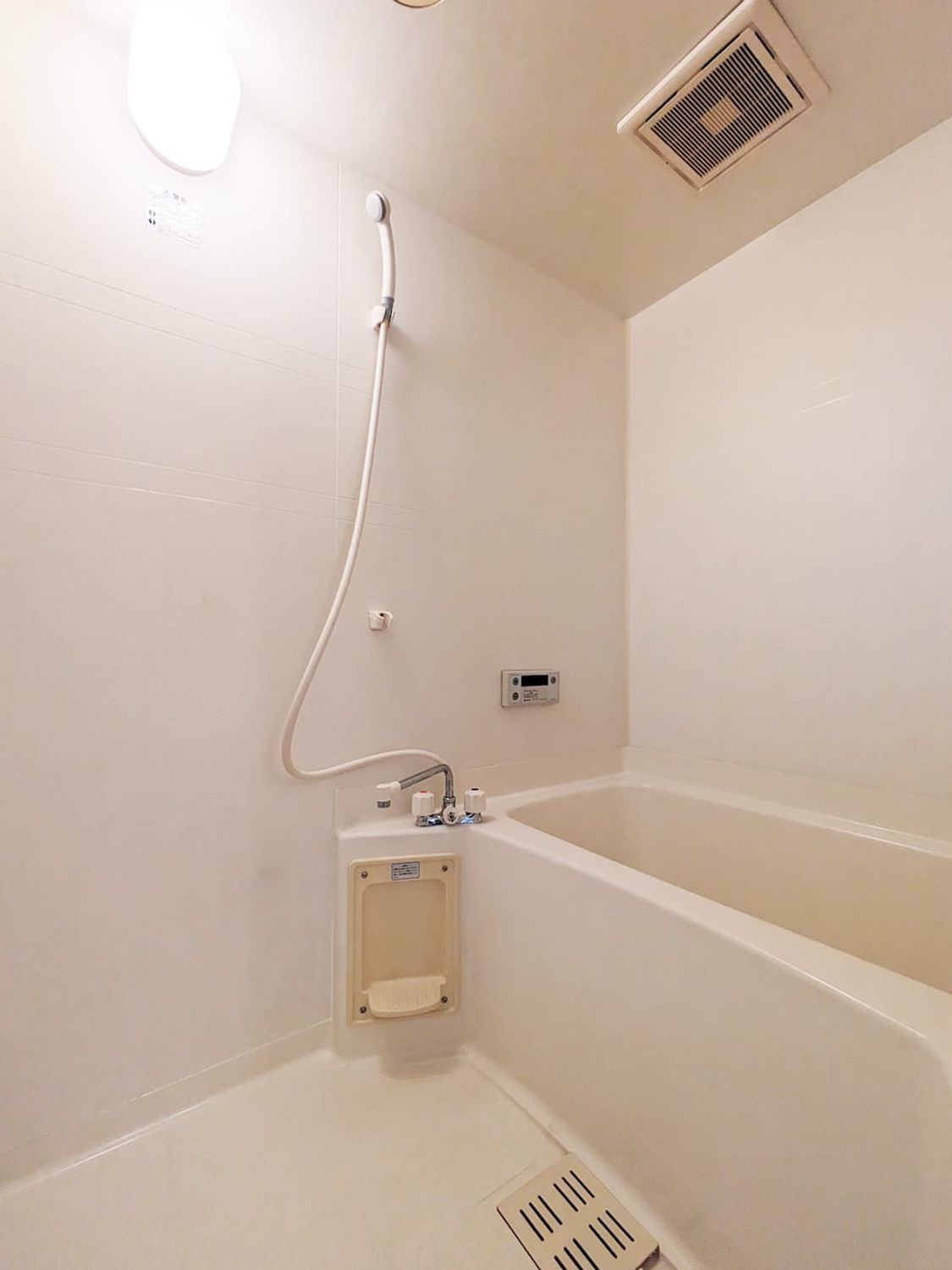 アオノビルⅡの浴室