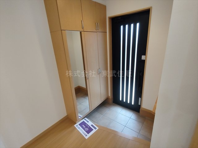 【玄関】 | 川越市今成１丁目 | 収納もある玄関です