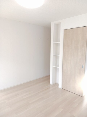 【内装】 | ルリアン