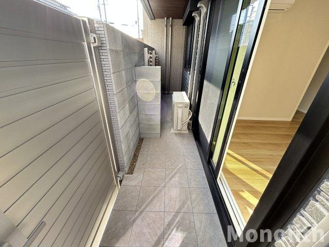 シャーメゾンワイズベルのバルコニー