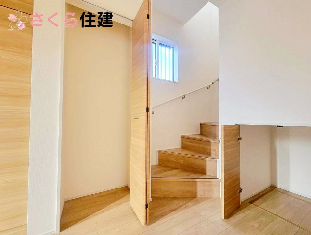 宇都宮市六道町2期　1号棟の玄関|玄関は収納もたっぷり! 