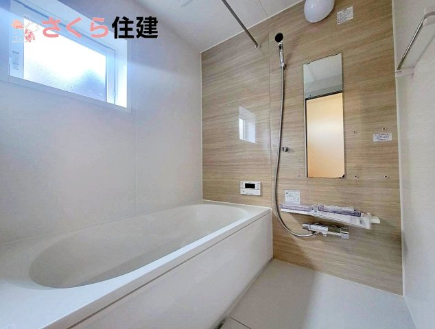 宇都宮市六道町2期　1号棟の浴室|雨の日や湿気の多い梅雨時期などに重宝する浴室暖房換乾燥付きです
