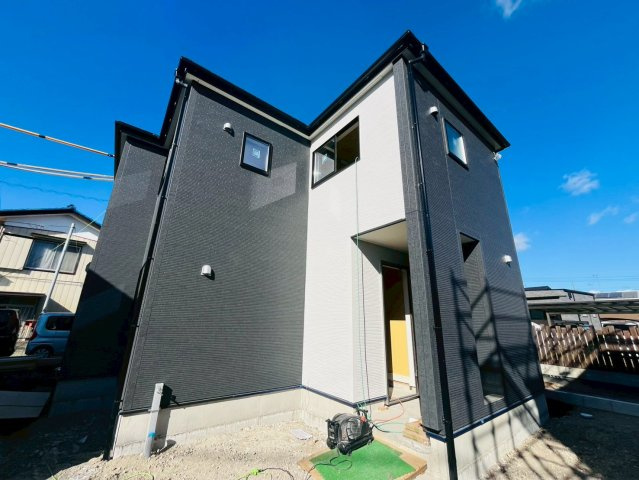 【Livele Garden】　古河市上辺見　第１０　全3邸の外観|まずは『資料請求』から♪
ぜひ、お気軽にお問い合わせください！
2025年10月撮影