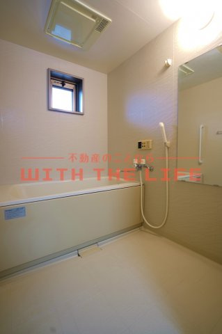 ラフィーネ【10,000円キャッシュバック対象物件】の浴室|落ち着いた空間のお風呂です