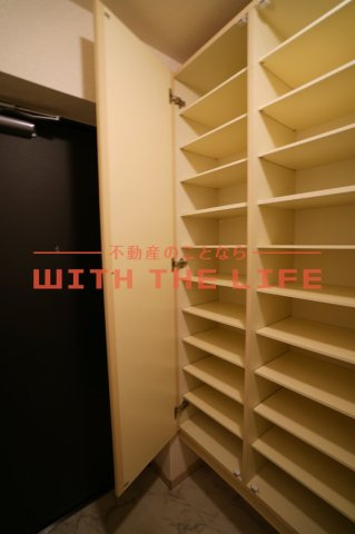 ラフィーネ【10,000円キャッシュバック対象物件】の玄関|毎日通る玄関はこちらです