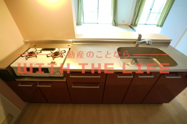 ラフィーネ【10,000円キャッシュバック対象物件】のキッチン|コンパクトなキッチンで掃除もラクラク