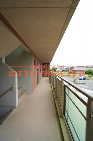 ラフィーネ【10,000円キャッシュバック対象物件】のロビー|落ち着いたロビーです