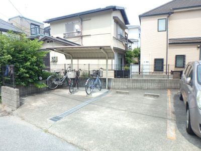 【駐車場】 | 第２ハイツマツモト | 駐車場です