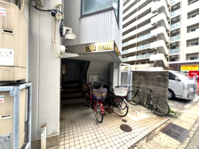 サンモールアミモのエントランス