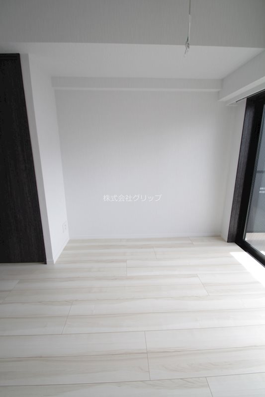 ラヴェニール横浜蒔田の洋室