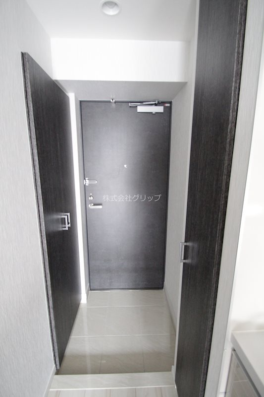 ラヴェニール横浜蒔田の玄関