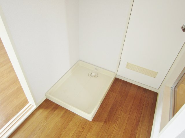 ルミエール萩原2の洗面所