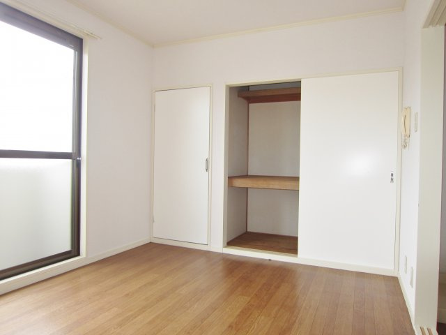 ルミエール萩原2の内装