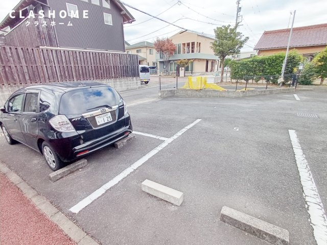 グランドオアシスA　　　刈谷市近郊の賃貸はクラスホーム刈谷店の駐車場