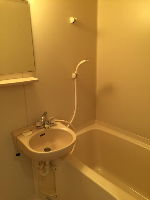 ふるやコーポの浴室