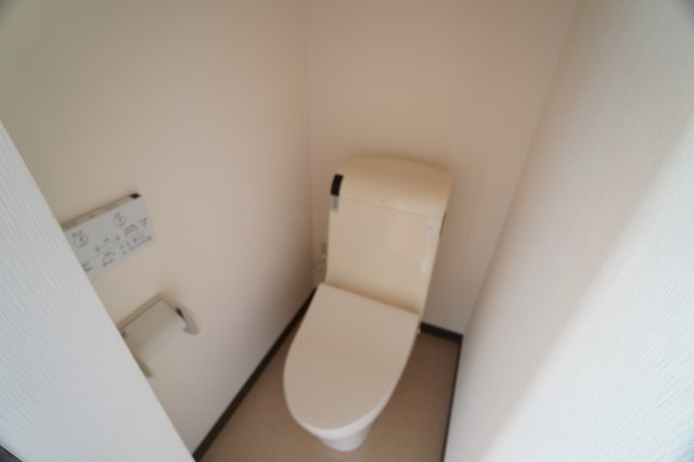 コーポオノのトイレ