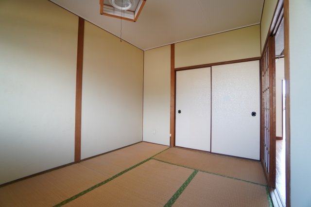 コーポオノの和室