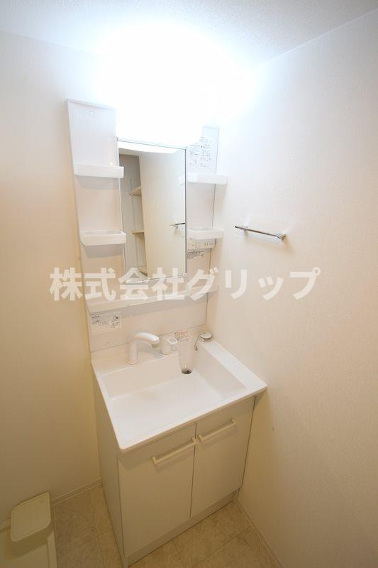 ヨコハマベイダイアモンドストリームの独立洗面台