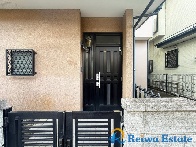 中古戸建　茅ヶ崎市今宿の玄関