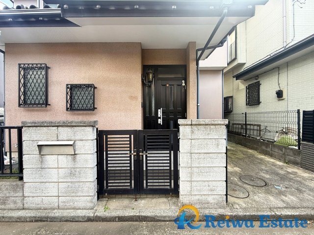 中古戸建　茅ヶ崎市今宿の玄関