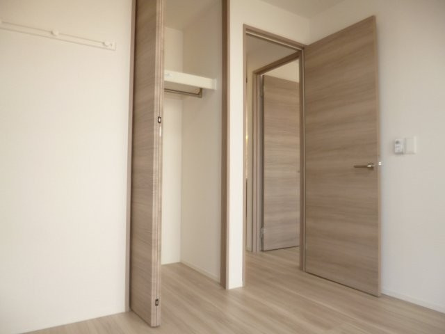 HONEY BEAR Aの内装|洋室