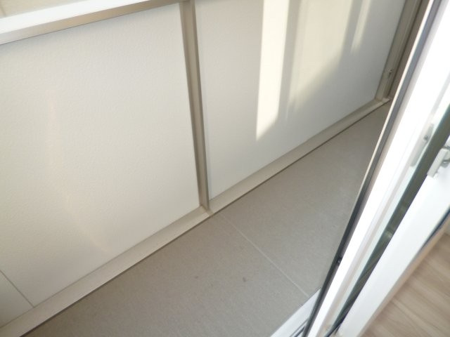 倉敷市福島のアパートのバルコニー