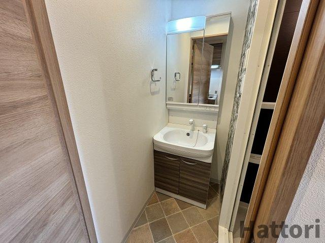 ウインズコート新大阪Ⅱの独立洗面台