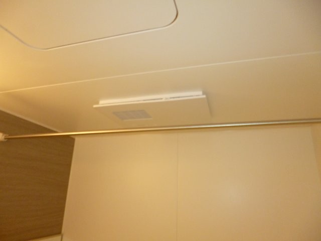 HONEY BEAR Aの浴室|浴室乾燥機