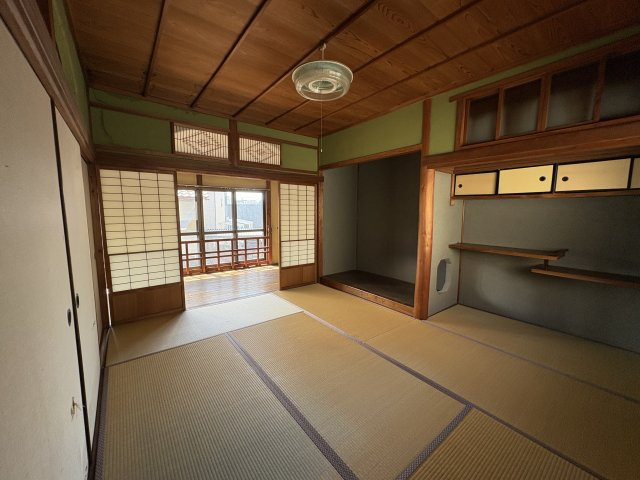 観音寺戸建ての居間・リビング