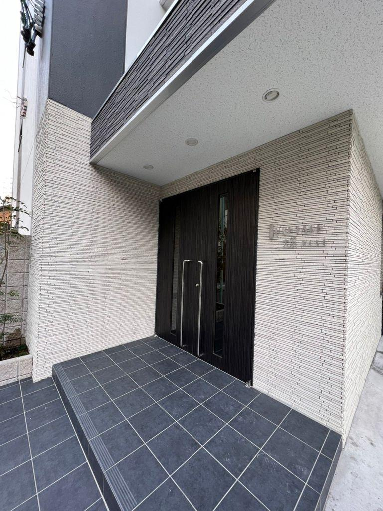 LUXETAGE大須west　名古屋市賃貸　仲介手数料無料のエントランス|エントランス