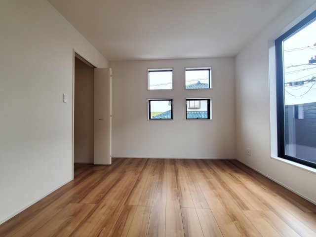 吉川市　大字保　新築戸建　全1棟の洋室|施工例です