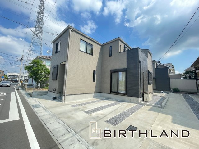 中古戸建・中古住宅　太田市飯塚町　九合小学校・東中学校の外観|九合小学校まで徒歩2分の立地にある築浅中古戸建です！