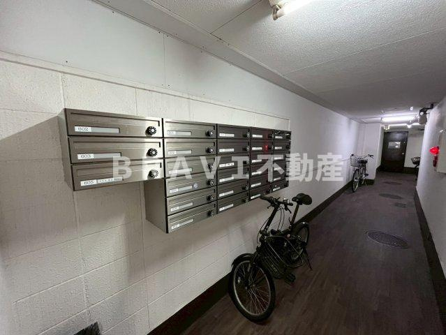 メゾンユタカファイブのロビー