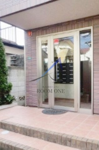 陽だまり荘のエントランス|エントランスです。