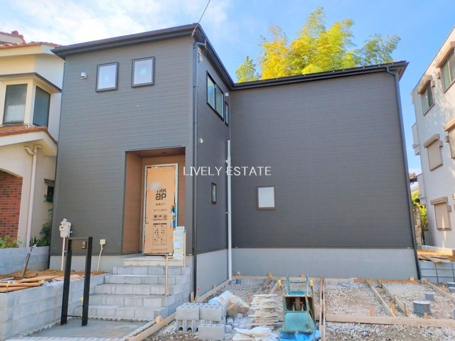 草加市稲荷4丁目 新築分譲住宅の外観