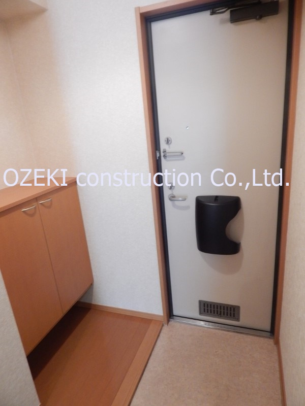 サンライズ蒲生の玄関