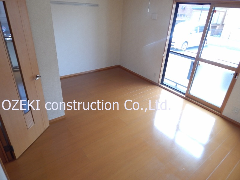 サンライズ蒲生の洋室