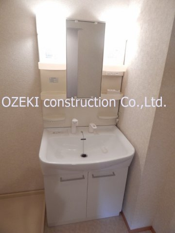 サンライズ蒲生の独立洗面台