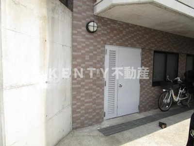 【玄関】 | Ａ＆Ａ馬込 | 収納もある玄関です