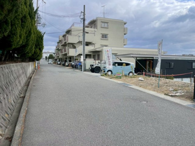 【前面道路含む現地写真】 | 売土地　明石市西朝霧丘