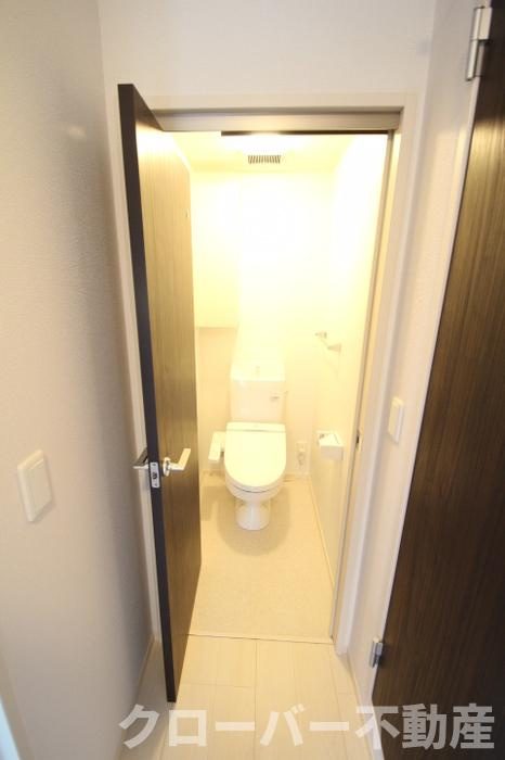 サンライズ豊益 築港町のトイレ|温水洗浄暖房便座