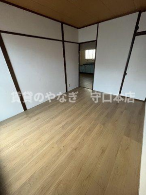 【洋室】 | レジデンス東門真 | 個人の部屋や寝室として使える洋室です