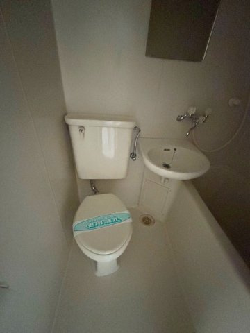 リュ・プラタンのトイレ