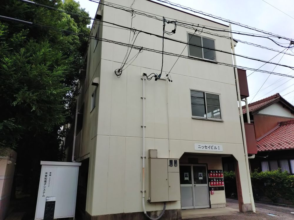 ニッセイビル１の外観