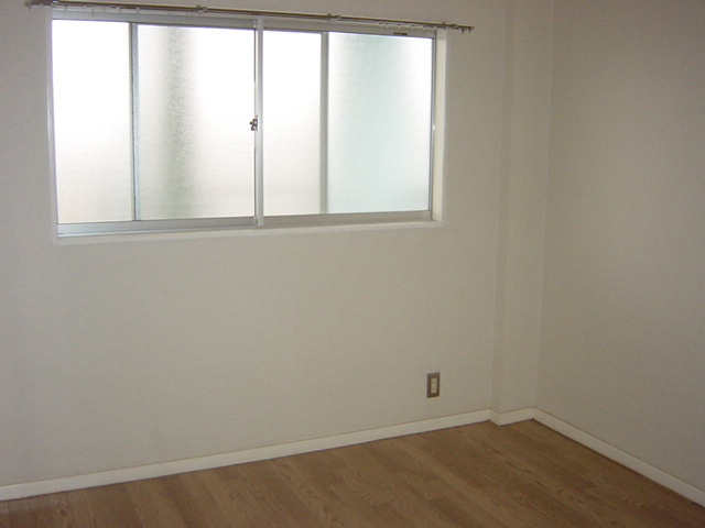 コーポ太田の内装|洋室